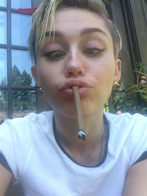 miley cyrus leaked player pics the fappening thefappening pm celebrity photo leaks
