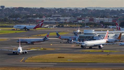 sydney airport posts   cent lift    net profit