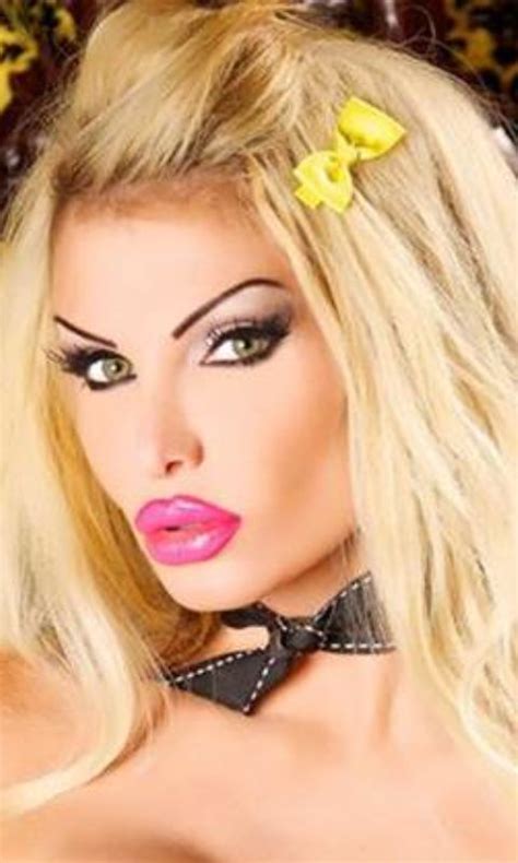 pin auf taylor wane