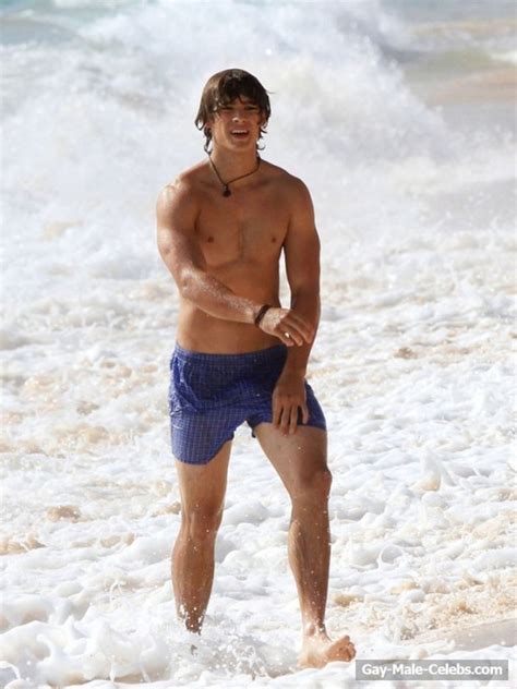brenton thwaites nude and sexy scenes gay male