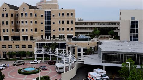 baptistmedicalcenter entrance panoramio wjct