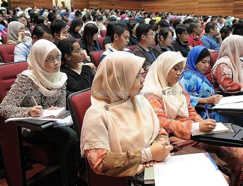 challenges ahead for indonesia s youth