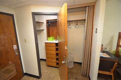 Herget Hall Has Two Large Walk In Closets And A Bonus Closet Many