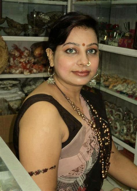 bangladeshi woman beautiful saree real women beauty