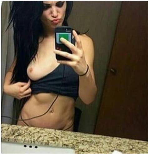 english professional wrestler and actress wwe diva paige leaked nude photos