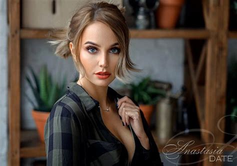 meeting russian and ukrainian women via international dating