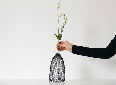 3d printer turns used plastic bottles into beautiful vases