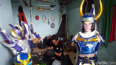 kostum cosplay buatan kudus laris dijual ke as hingga inggris