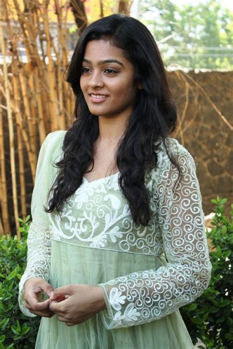 tamil actress gayathri latest stills 123cinegallery