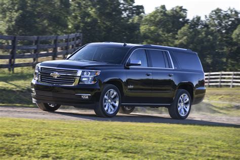 chevy suburban info specs pictures wiki gm authority