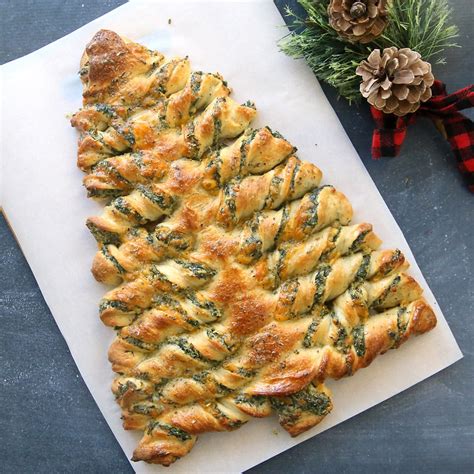christmas tree breadsticks spinach dip easy holiday