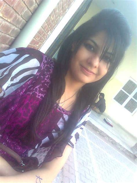 beautiful girls pics world debates technology info most beautiful pakistani girls photos