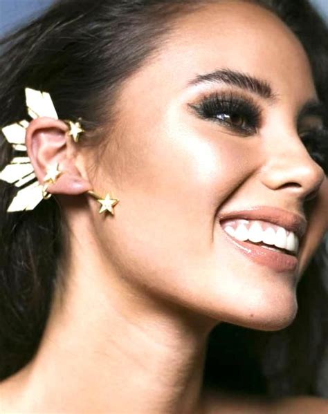 Catriona Gray Missuniverse 2018 Love Her Earring In 2020 Earrings