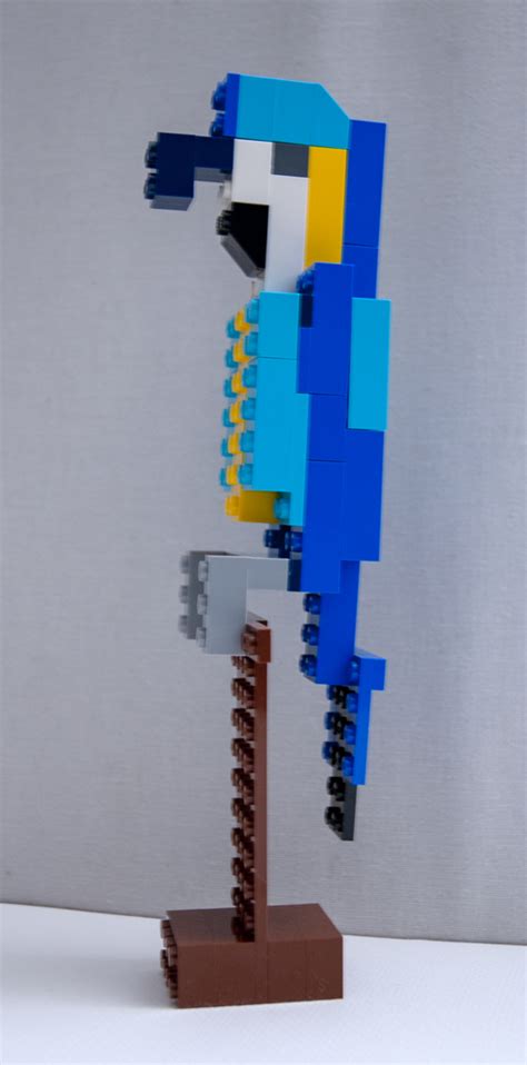 objects  design lego parrot