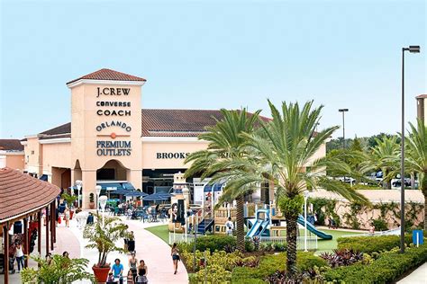 outlet malls  florida  family vacation guide