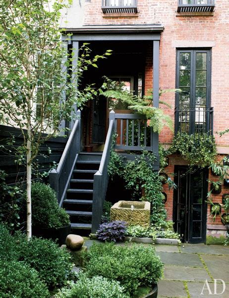 13 urban garden ideas for small spaces photos architectural digest