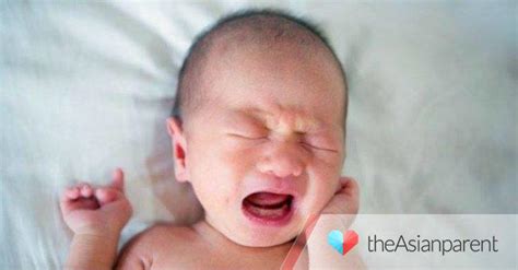 infeksi telinga  bayi penyebab gejala  mengatasi