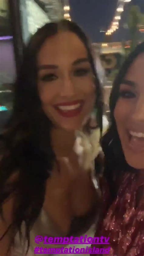Nikki Bella Nipple Slip In Selfie With Brie Bella Porn 7e