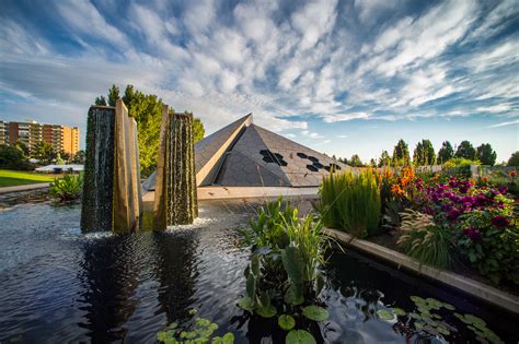 denver botanic gardens science pyramid architect