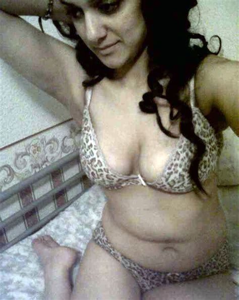 nude pakistani mom hd regarder et télécharger