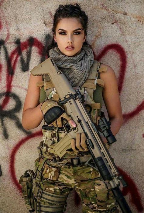 Pin By Raul Lopez On Женщина воин Military Girl Army