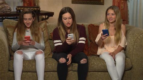 what are preteens really doing on their phones video