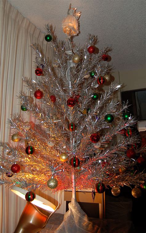 A Burning Designer Retro Christmas Tree