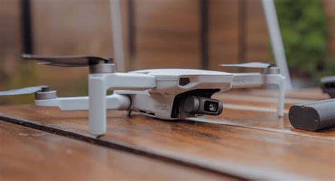 dji presenta en mexico su nuevo dron mavic mini la comikeria