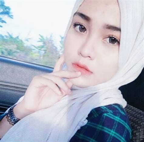 Most Beautiful Girl In Hijab