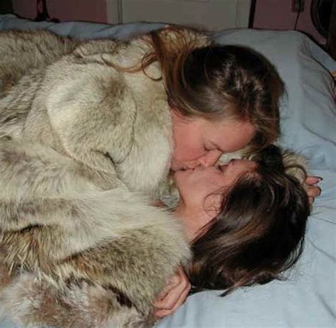 pin by fur lover on fur fur coat fur lesbians kissing