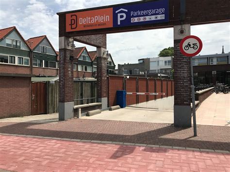 stadsparkeren parkeergarage deltaplein voorschoten