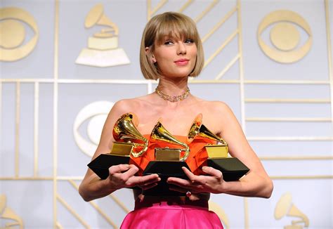 grammys 2021 taylor swift is nominated for 6 awards but that doesn t