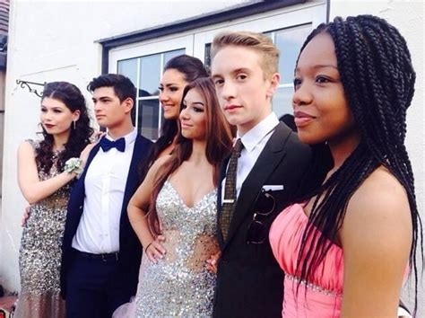 Dress2party On Twitter Another Photo Of Mimi Keene And Friends