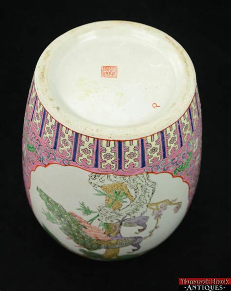 large 12 1 4 chinese da qing qianlong nian zhi jar vase vessel peacock