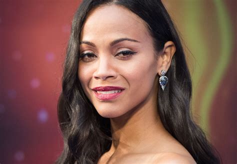 zoe saldana wore all white before memorial day because fashion rules