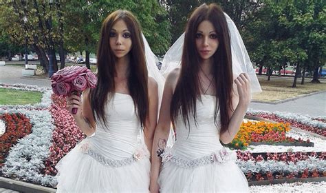 Two Russian Lesbians – Telegraph
