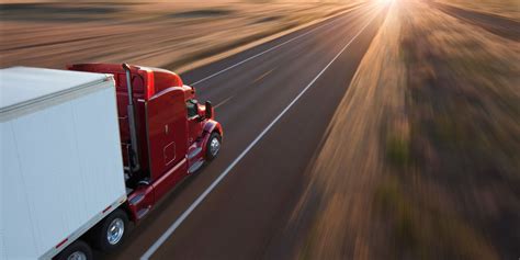 trucker explains  worst highway driving habits