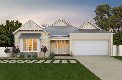 hamptons style homes  exterior design features buildsearch