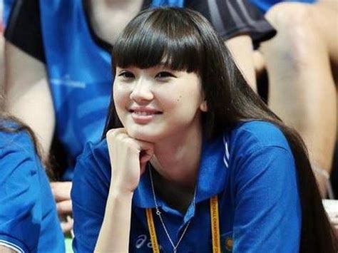 teen kazakh volleyball player wants fans to focus on her
