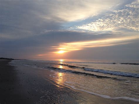 Pin By Rebecca Subbiah On Sunsets And Sunrises Ocean Isle North