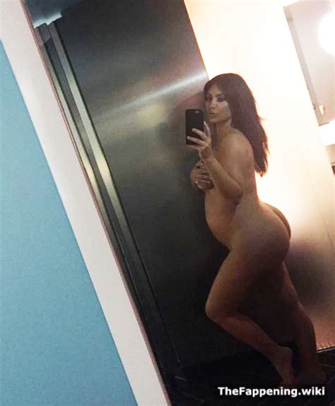 celebrity nude and famous pregnant nude selfie kim kardashian