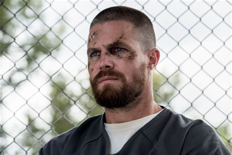 Arrow Season 7 Stephen Amell On Going From Inmate To Free Man Collider