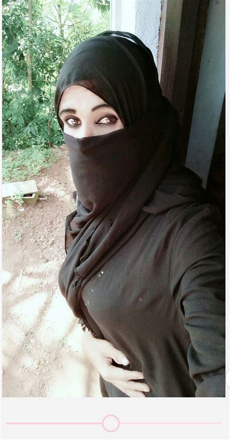 Pin By Laxminarasimha On For Your Eyes Only Beautiful Arab Women