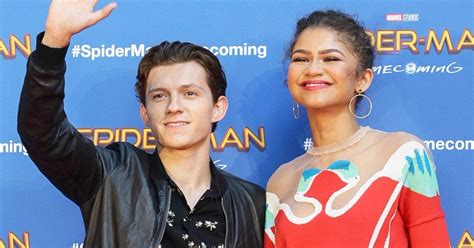zendaya and spider man costar tom holland are dating