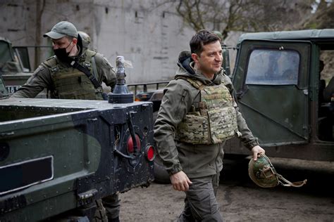 ukraine s zelenskiy to putin meet me for peace talks in conflict zone