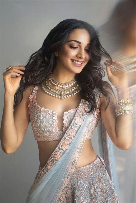 Kiara Advani In A Mirror Embellished Outfit By Arpita Mehra Major Mag