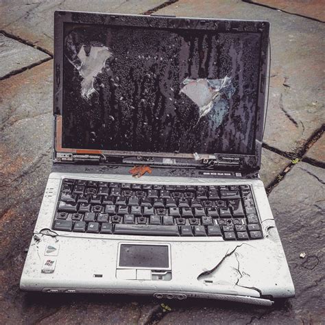 broken computer