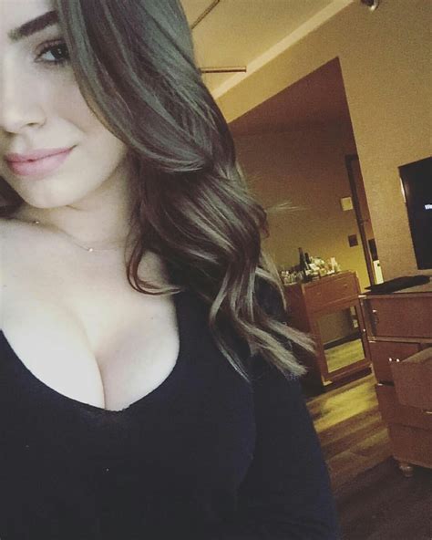 Sexy Sophie Simmons Selfie Celeblr