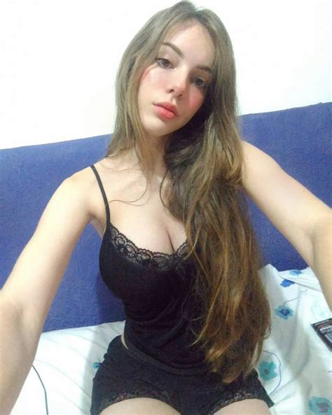 Jhulia Pimentel Thicc Brazilian Babe Hotgirl