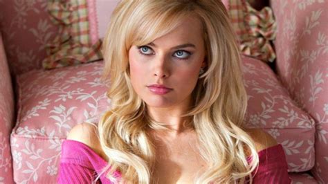 margot robbie filming sex scene in ‘wolf of wall street was